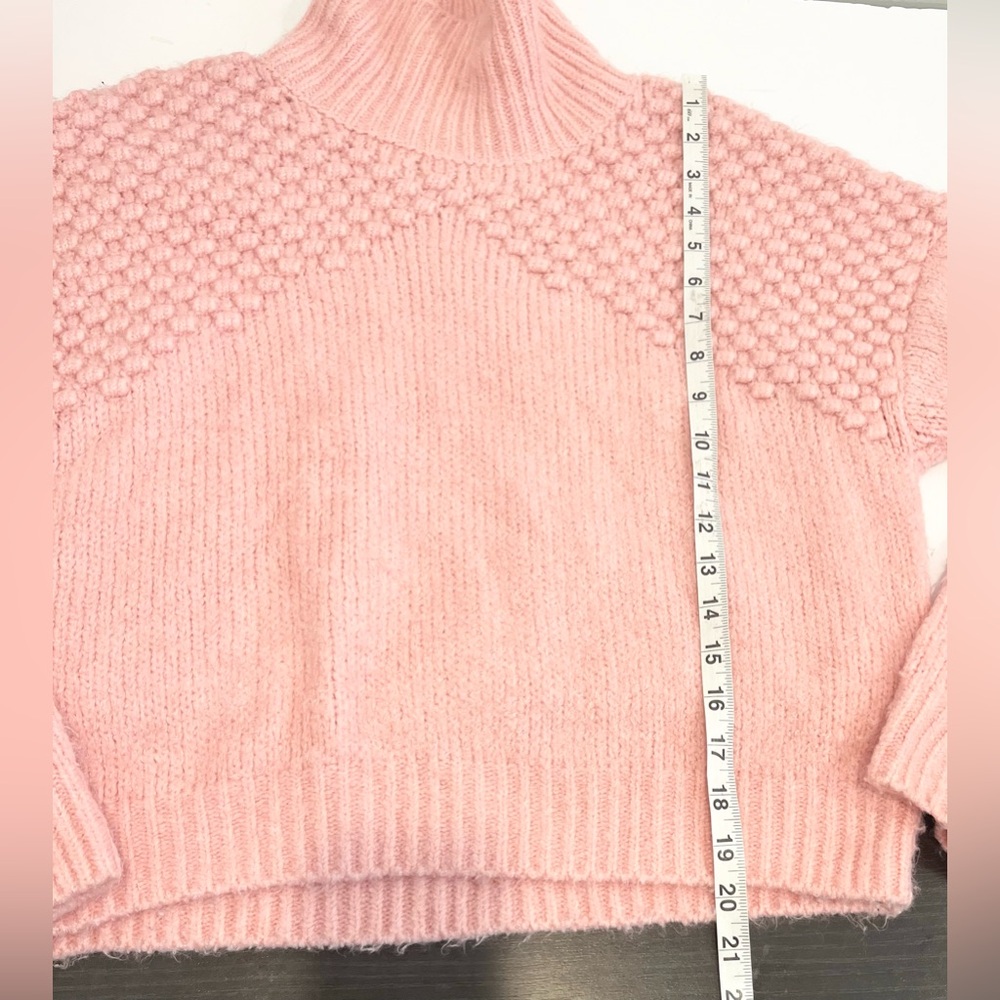 Free People Bradley Turtleneck Pullover Sweater Baby Pink Color Women’s Size M - Picture 11 of 12